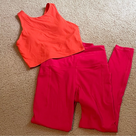 Athleta Conscious Crop A-C - Picture 4 of 7